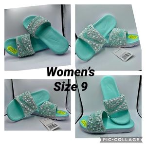 NWT Nike slides with pearls